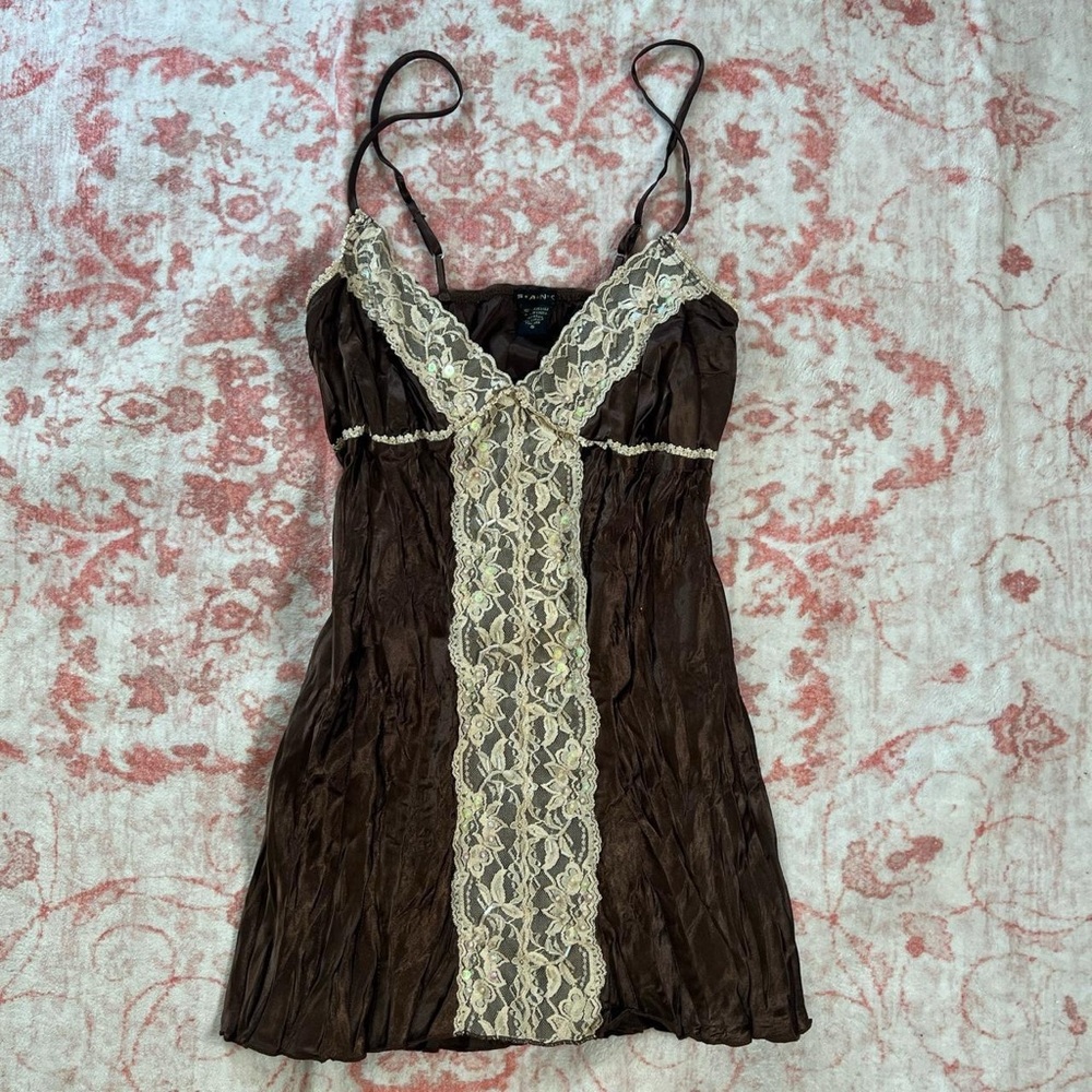 2000s brown sequin lace cami top 🌴⭐️✨
